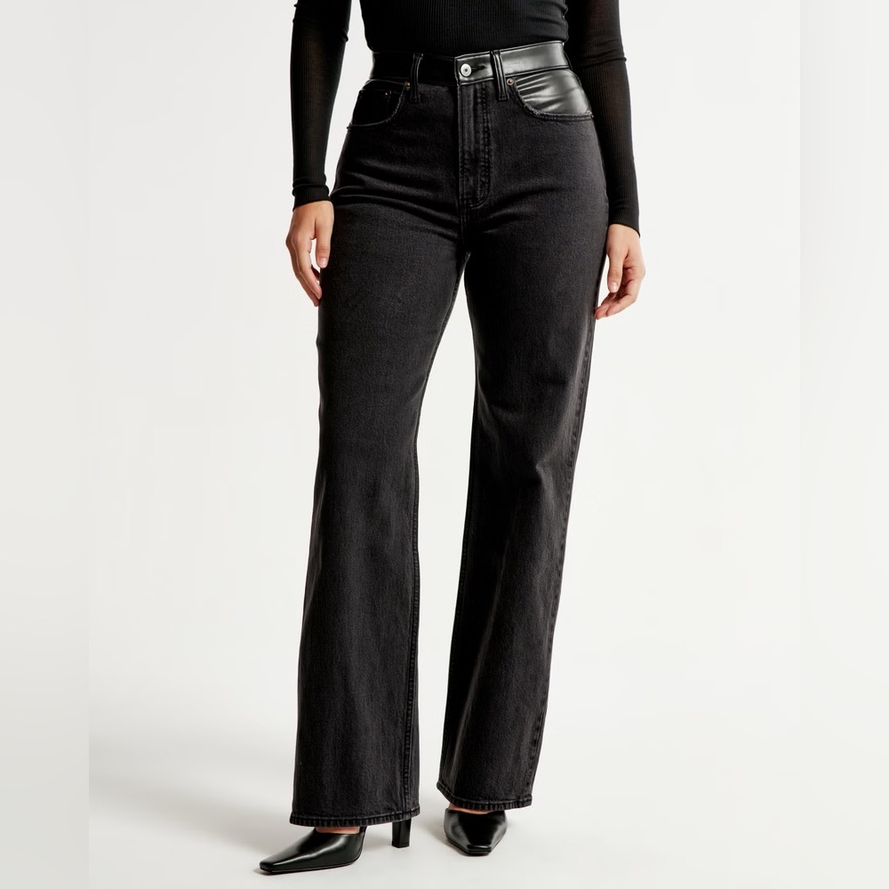 Abercrombie Mixed Fabric Curve Love 90s High Rise Relaxed Jeans